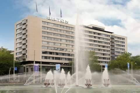 http://media.hotelspecials.nl/images/hotels/nederland/zuid-holland/rotterdam/368/hilton_rotterdam_b4d59a.jpg